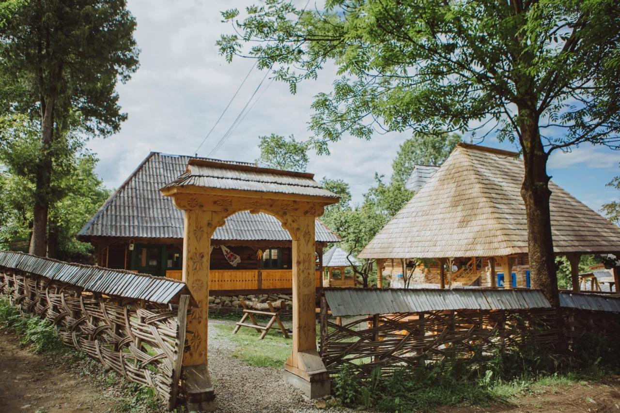 Casa Moroșenilor - Breb Villa Exterior foto